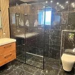 Storre Luksus Hus Ved アパート アッセンズ