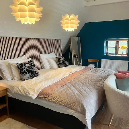 Storre Luksus Hus Ved Assens